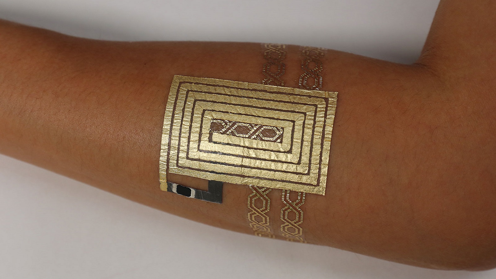 Use Tattoos as On-Skin Interface to Control Your Phone