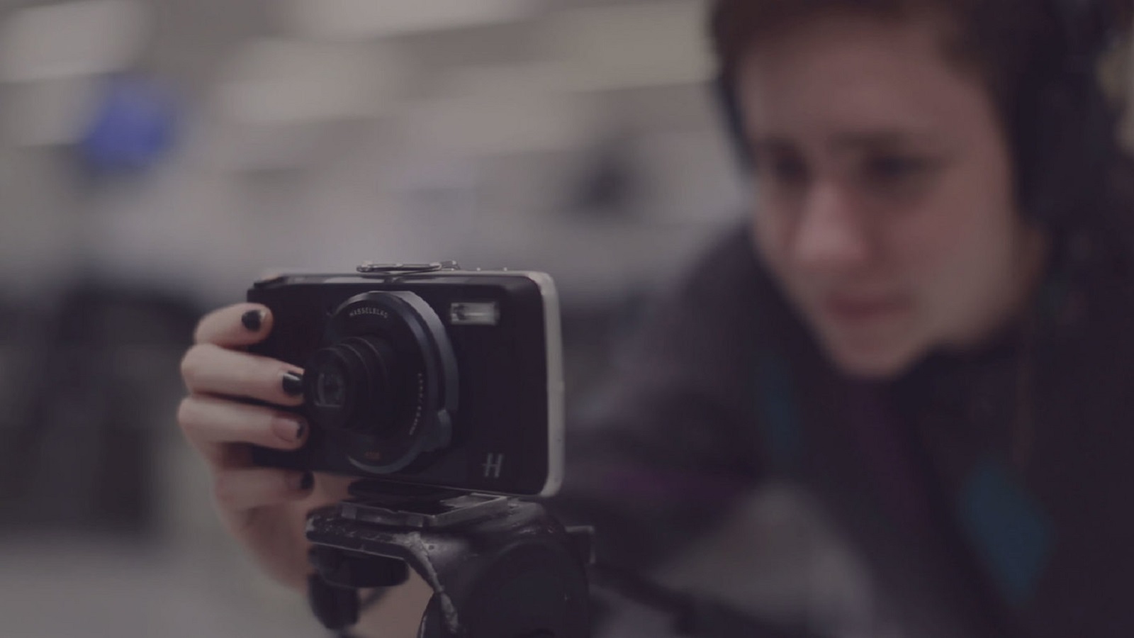 Motorola Redefines News Concept in a Stunning Photo Project