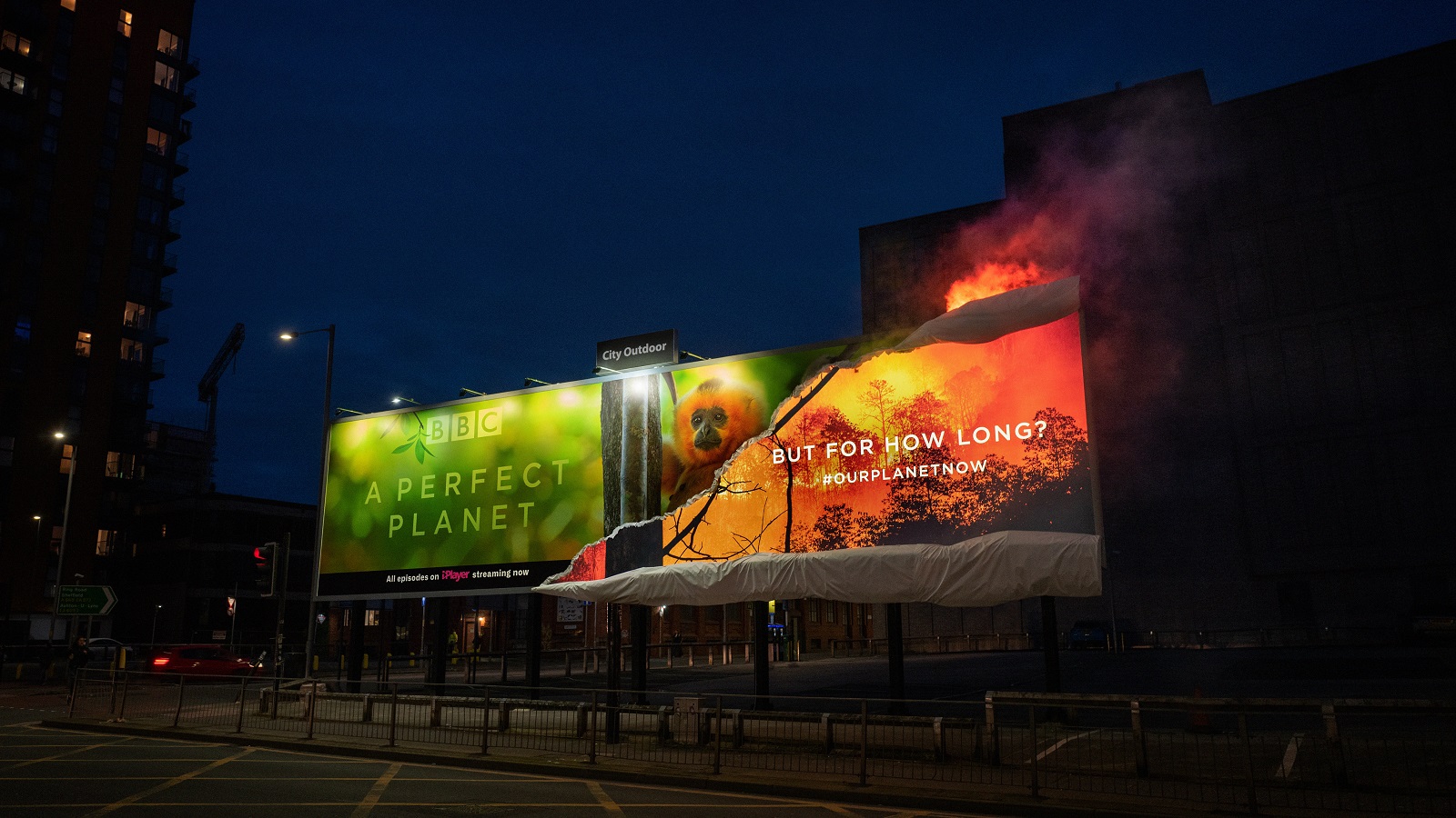 Smokey Billboard Dramatically Reveals a Forest Fire