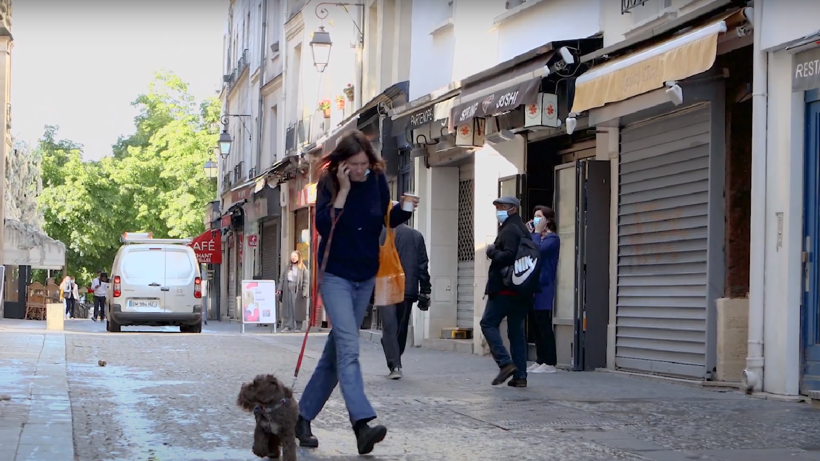 Strange Noise in Paris Sounds Like an Empty Stomach