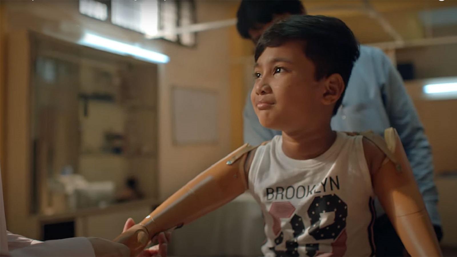 Physically Disabled Kids Feel the Touch of the Rakhi Bracelet